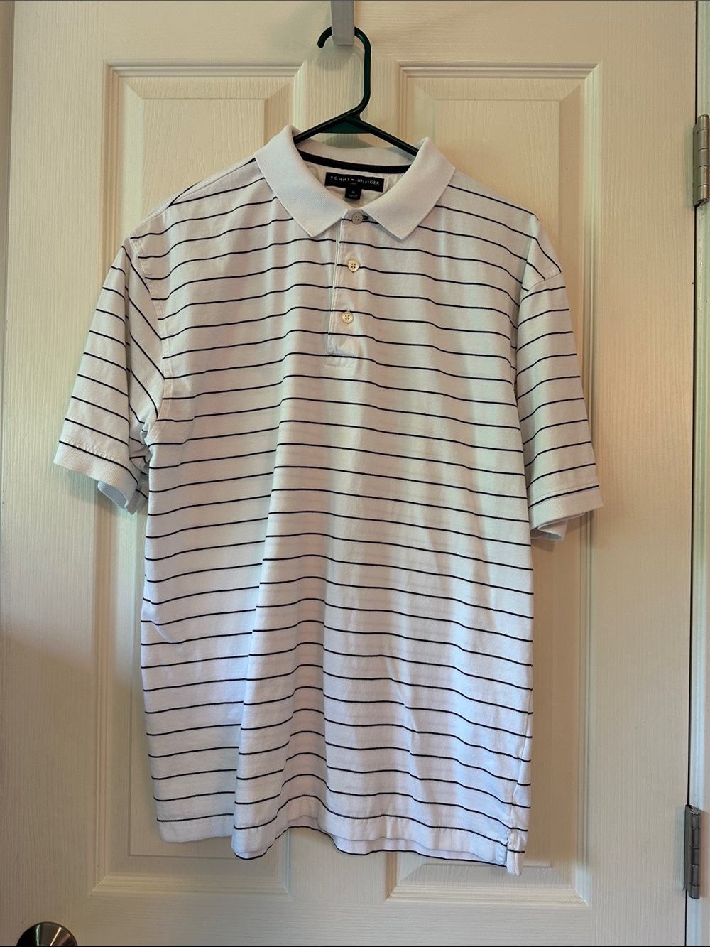 🔥4/$45🔥Tommy Hilfiger White Polo with Thin Navy Horizontal Stripes